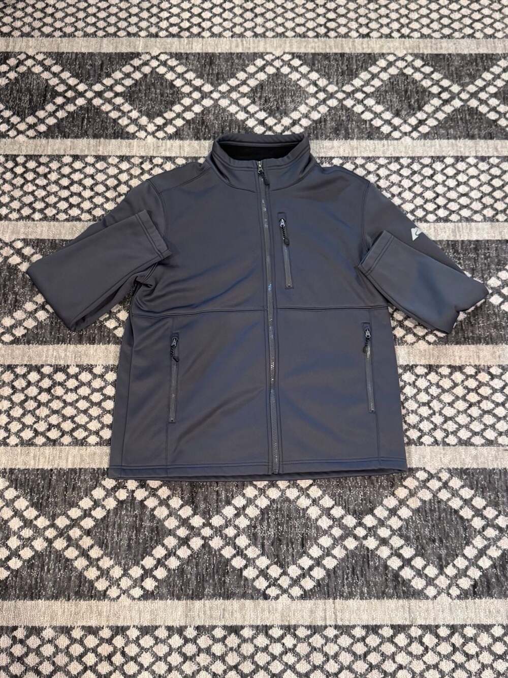 Ozark Trail Men's Softshell Jacket Size M Gray Outdoor Gear